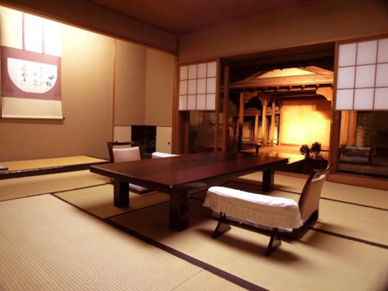 Hotel Atamisekitei Annex Sakuragaokasaryo Atami  Esterno foto