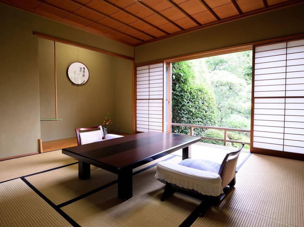 Hotel Atamisekitei Annex Sakuragaokasaryo Atami  Esterno foto